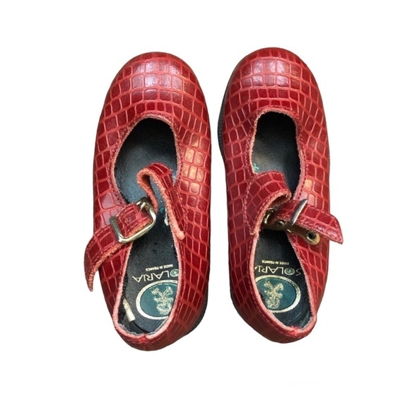 Solaria Red Embossed Mary Jane Shoes - Picture 3 of 6